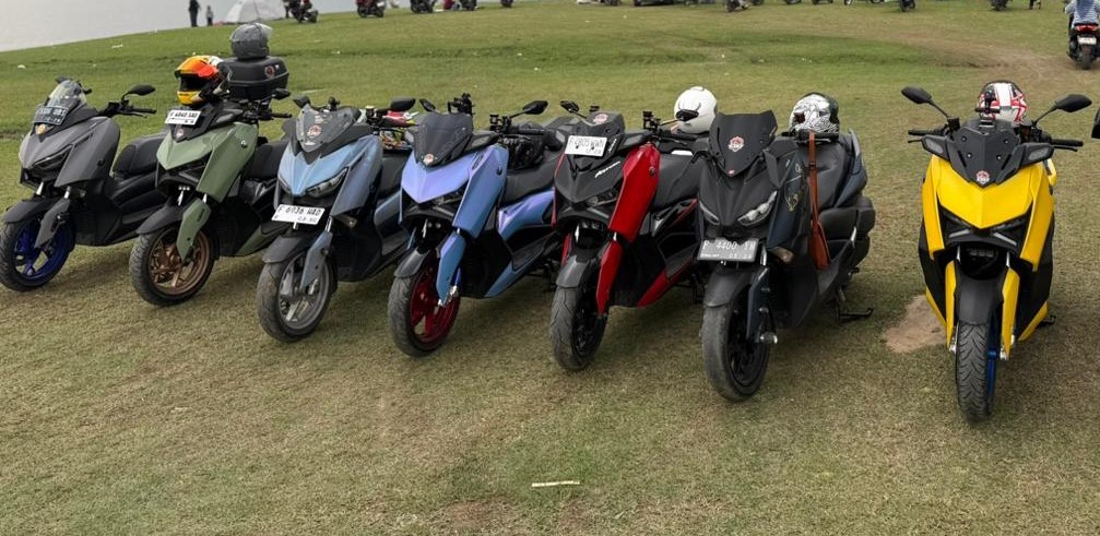 Touring Motor Yamaha Xmax Cianjur